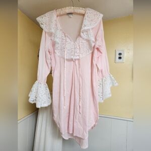 Vintage Peach Appel Nightgown with Lace Trim